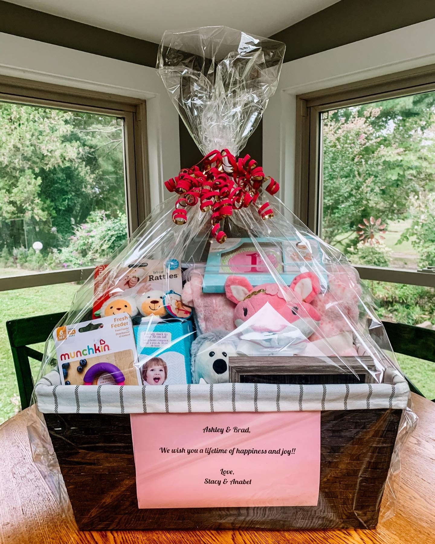 Baby Shower, Welcome Baby Gift Basket